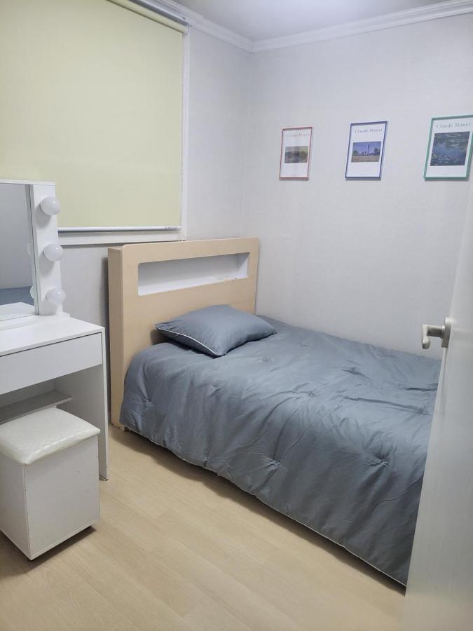 Newly Renovated 2 Bedroom Apartment #7 서울특별시 외부 사진