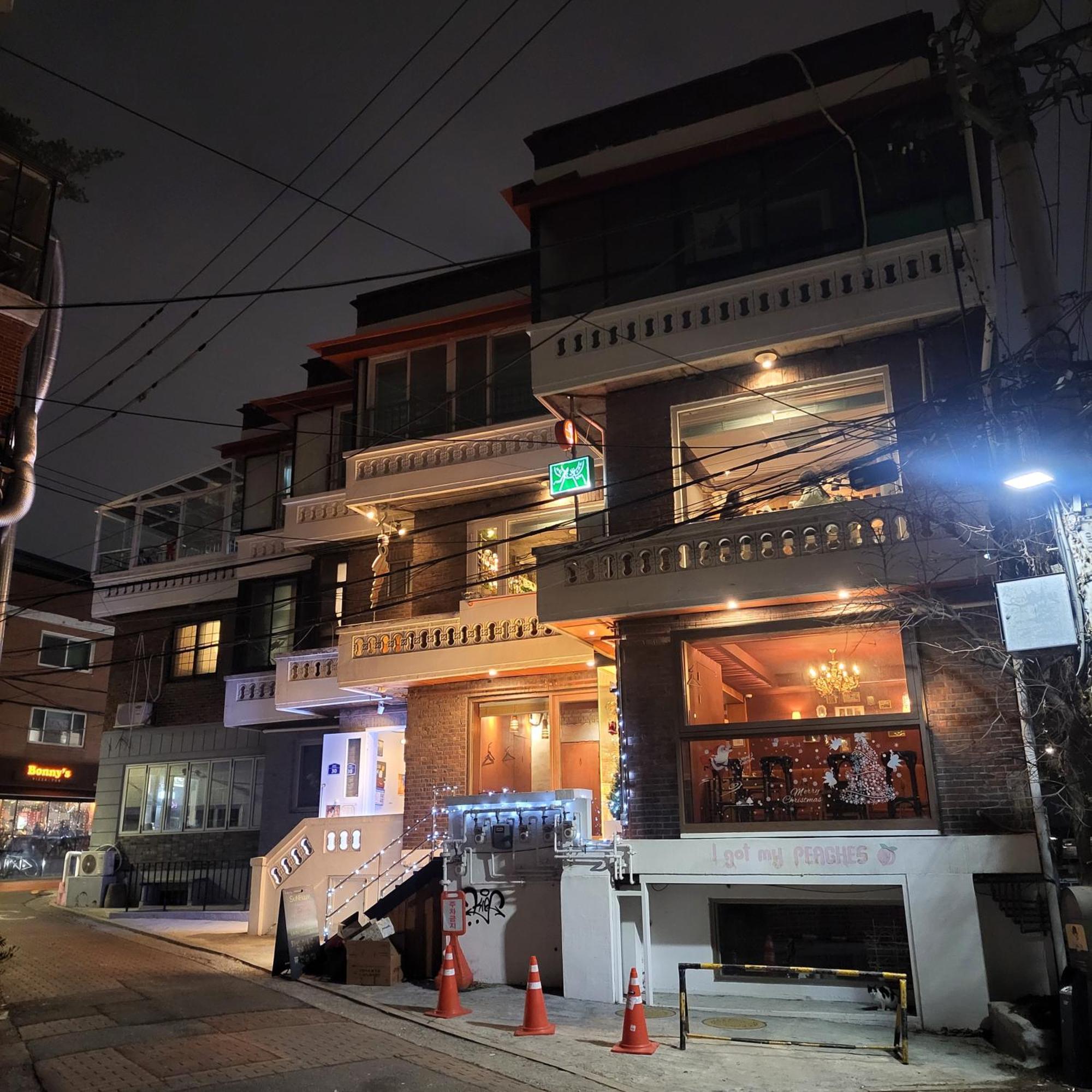 Newly Renovated 2 Bedroom Apartment #7 서울특별시 외부 사진